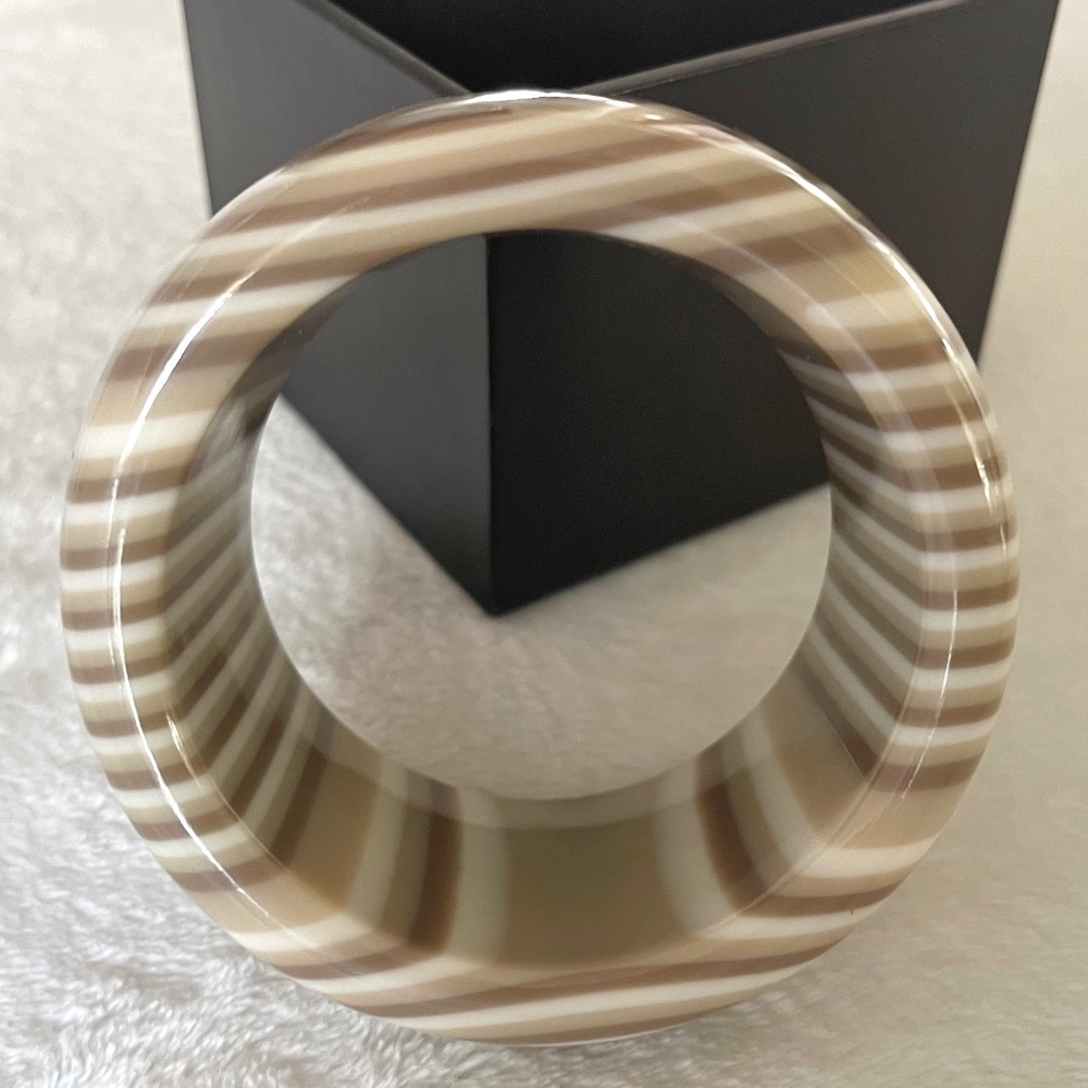 Neutral Swirl Resin Bangle Bracelet - Cream and Brown - Picture 6 of 9